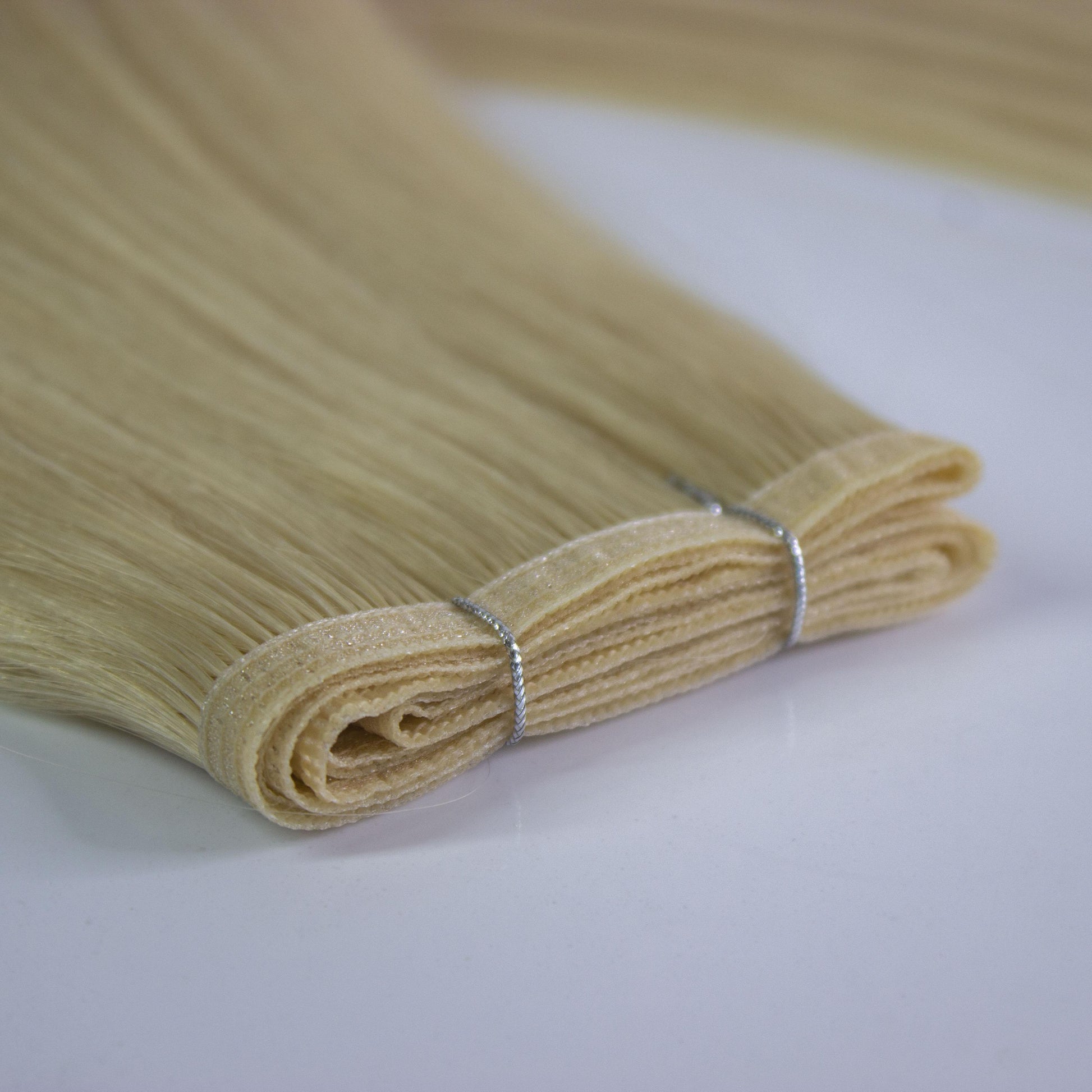 Chloe Collection - Thin weft 18" #21" - 60g.